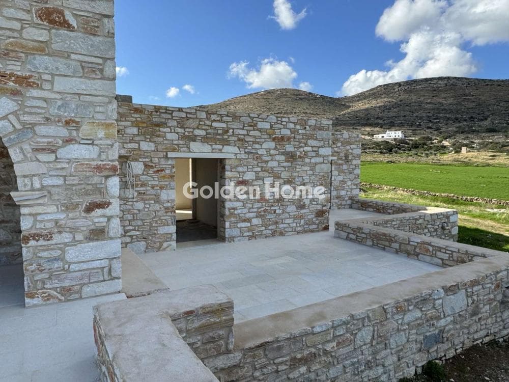 House in Tourlos, Paros — Photo 7 of 19