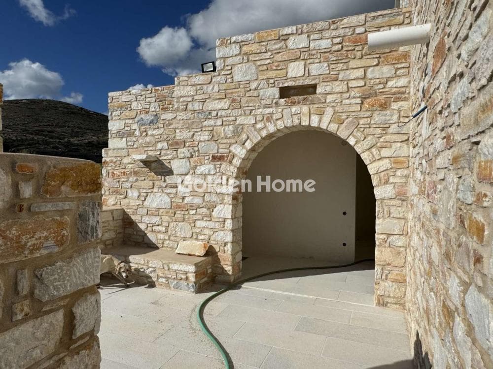House in Tourlos, Paros — Photo 13 of 19
