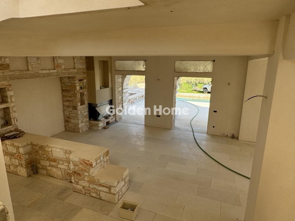 House in Tourlos, Paros — Photo 17 of 19