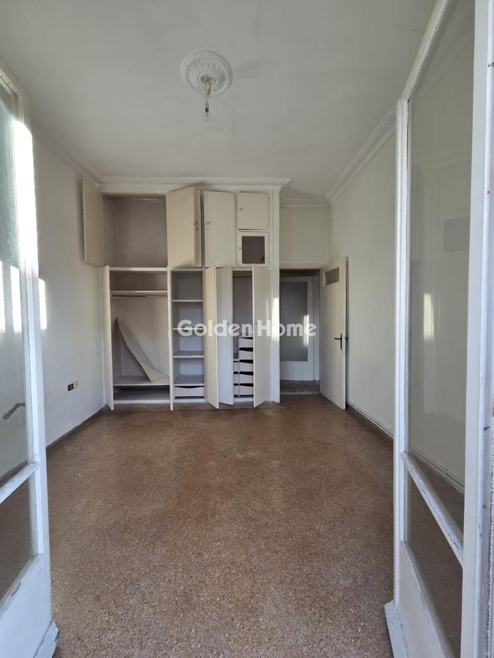 Apartment in Maniatika, Piraeus — Photo 9 of 11
