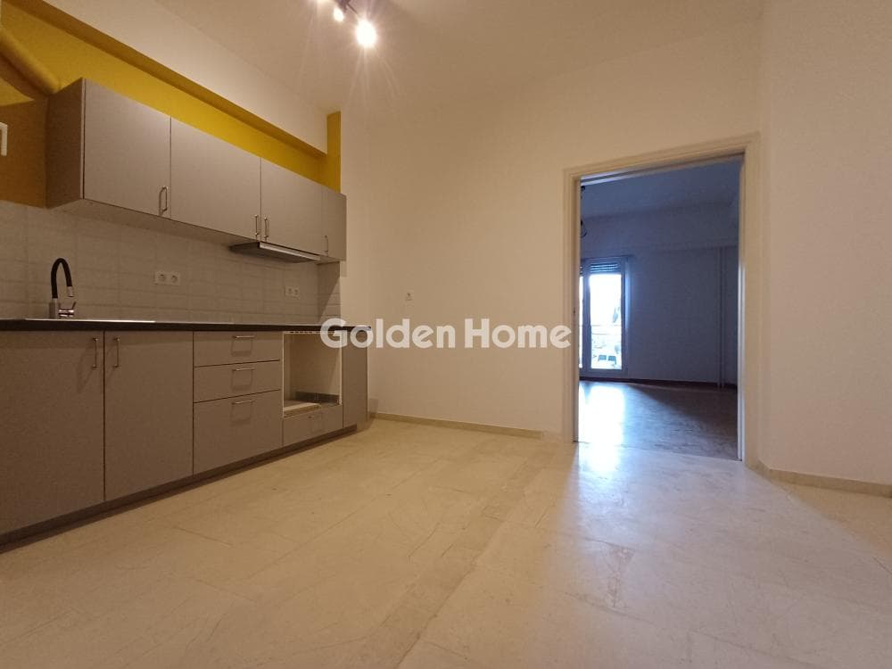 Apartment in Agios Panteleimonas, Attiki — Photo 8 of 22