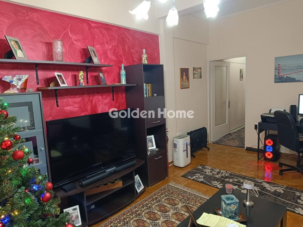 Apartment in Evaggelistria, Piraeus — Photo 2 of 19