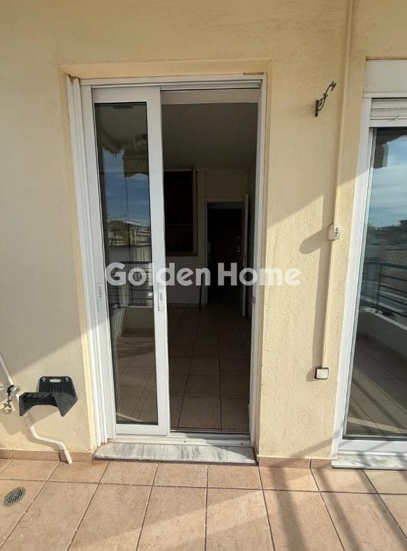 Apartment in Center, Dafni — Photo 13 of 18