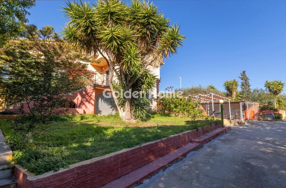 House in Industrial area, Koropi — Photo 48 of 56