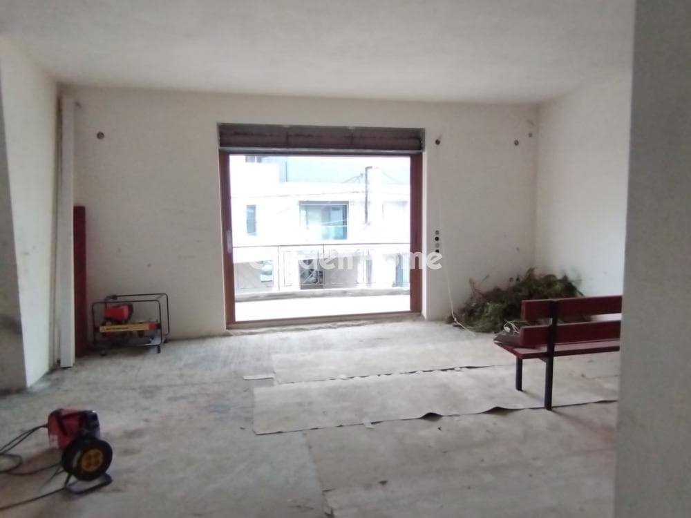 Apartment in Megala Sxoinia A, Acharnes — Photo 1 of 4