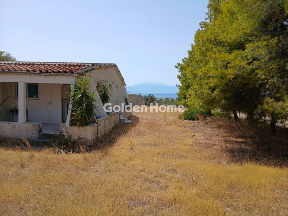 House in Loutraki, Loutraki-Perachora — Photo 3 of 10