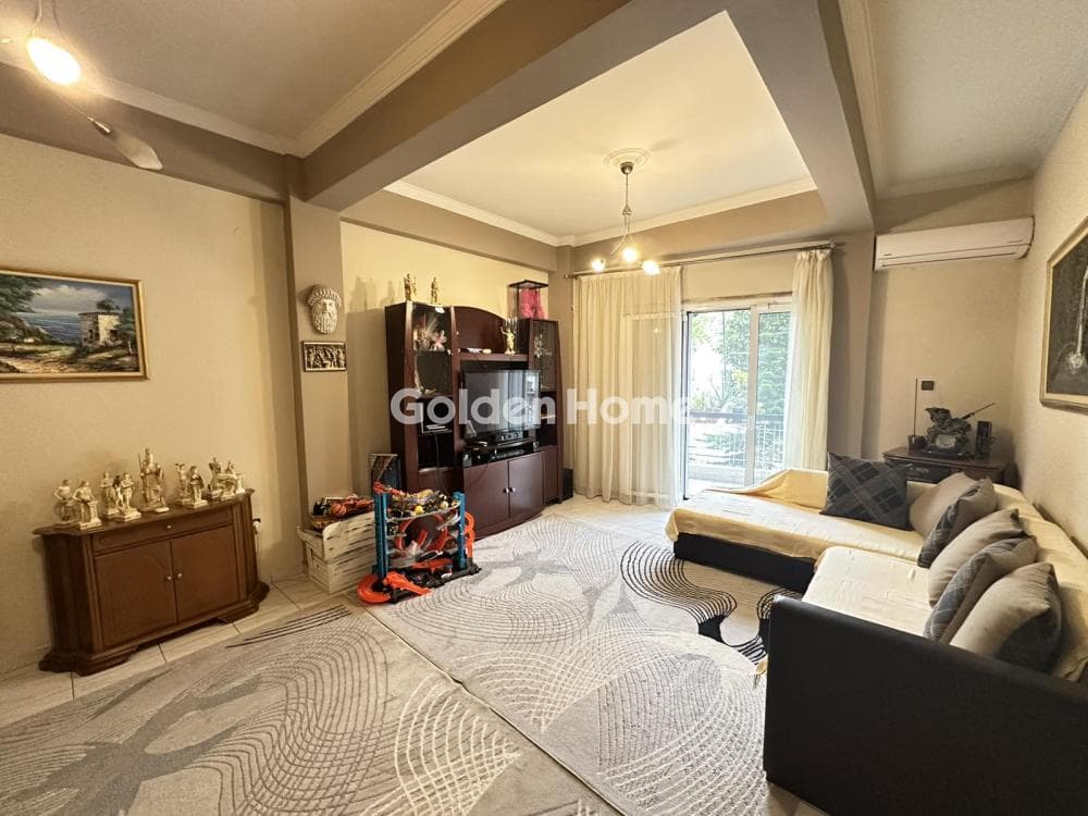 Apartment in Madytos, Nea Philadelfia — Photo 2 of 13