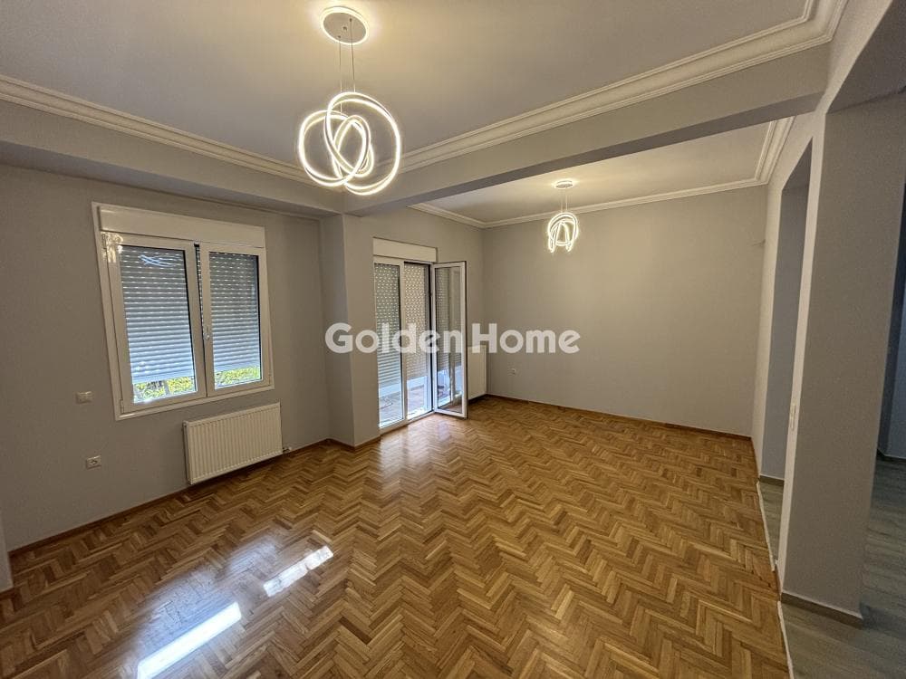 Apartment in akadimia Platonos, Kolonos - Kolokinthous — Photo 2 of 12