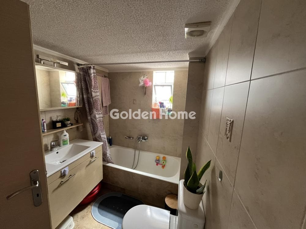Apartment in Palaia Kokkinia, Piraeus — Photo 7 of 9