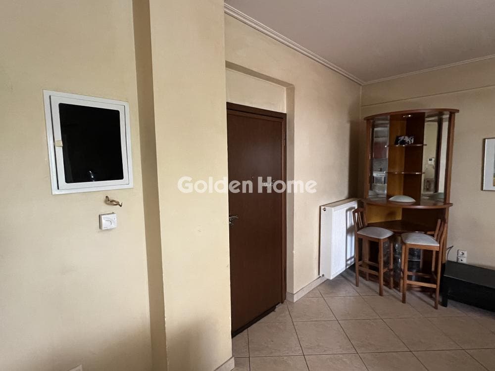 Apartment in Filakes - Athlitiko Kentro, Koridallos — Photo 2 of 15