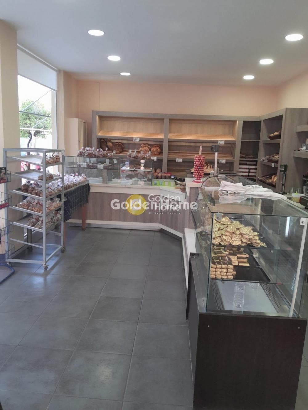 Retail Store in Agios Fanourios, Agioi Anargiroi — Photo 4 of 4