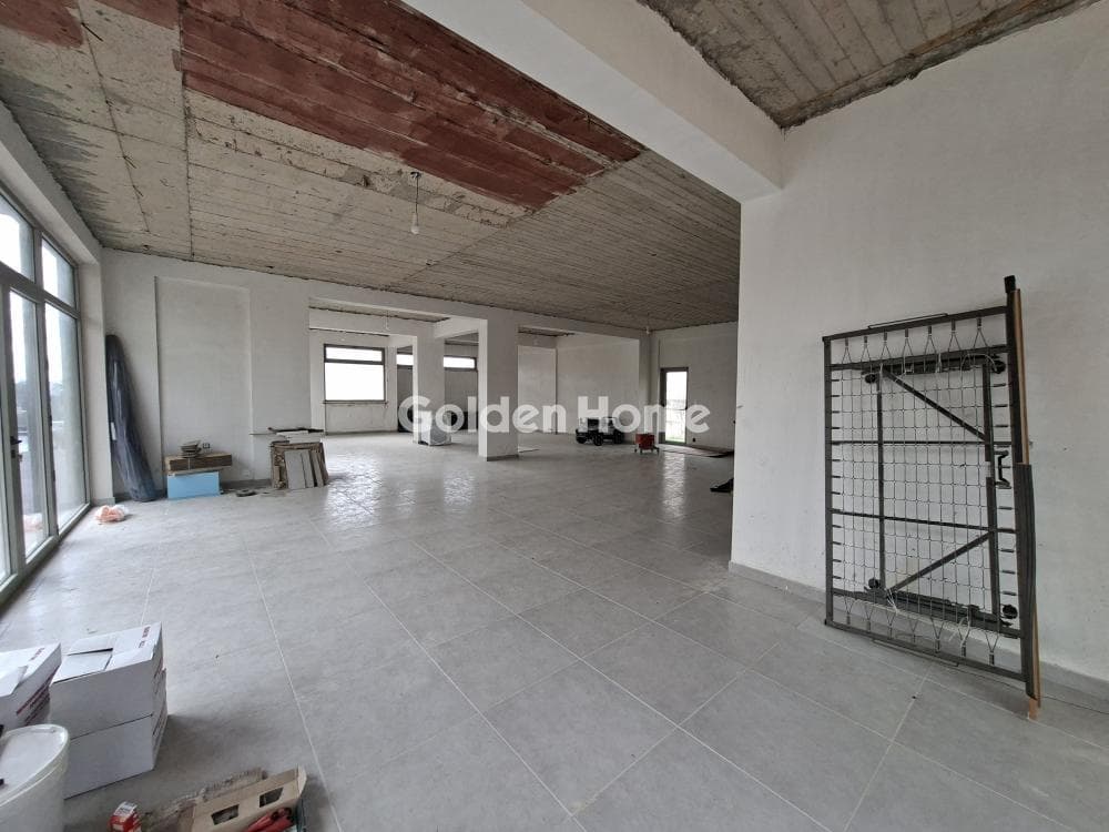 Retail Store in Kollivas, Gazi — Photo 4 of 10