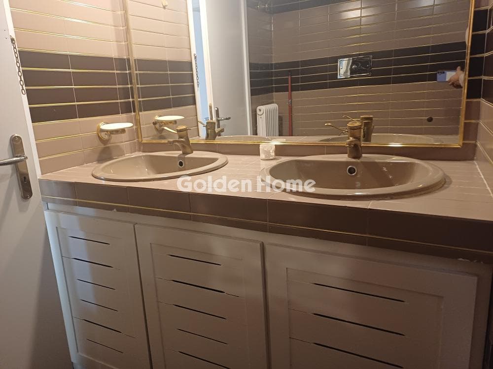 Apartment in Karagianneika, Galatsi — Photo 12 of 16
