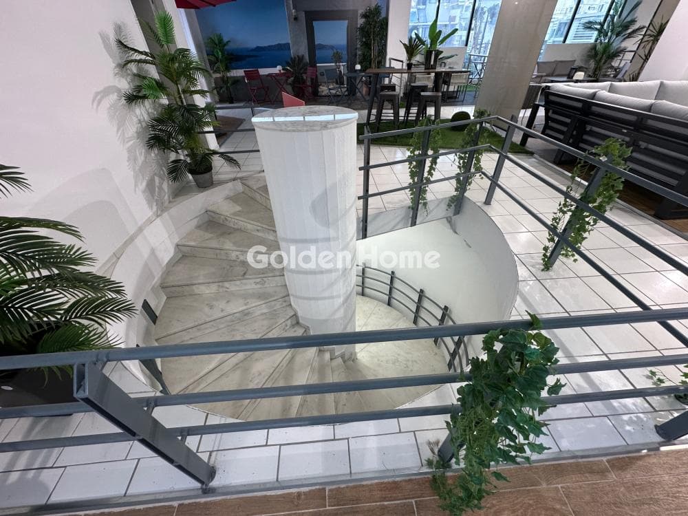 Retail Store in Center, Alimos — Photo 4 of 5