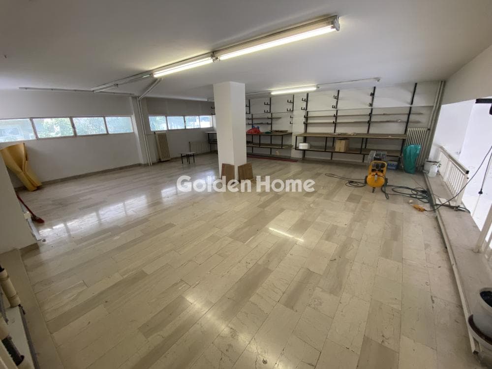 Retail Store in Plateia Ntavari, Palaio Faliro — Photo 11 of 18