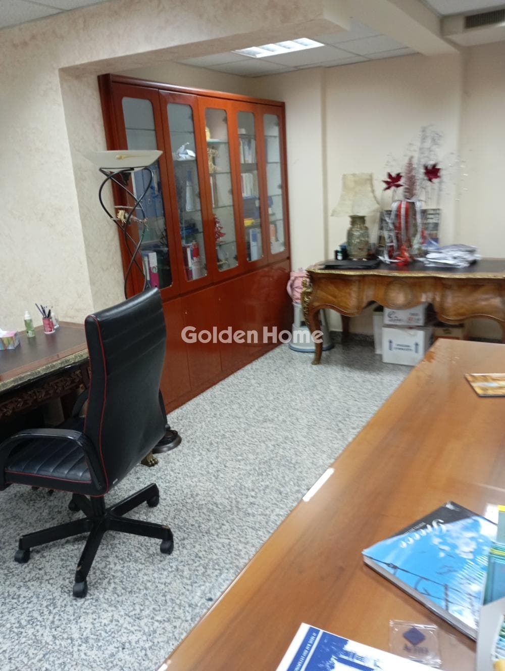 Office in Mparoutadiko, Aigaleo — Photo 11 of 13