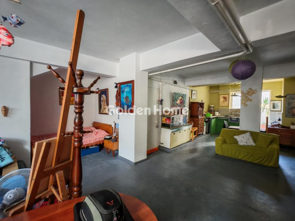 Apartment in Thiseio, Historic Center — Photo 1 of 18
