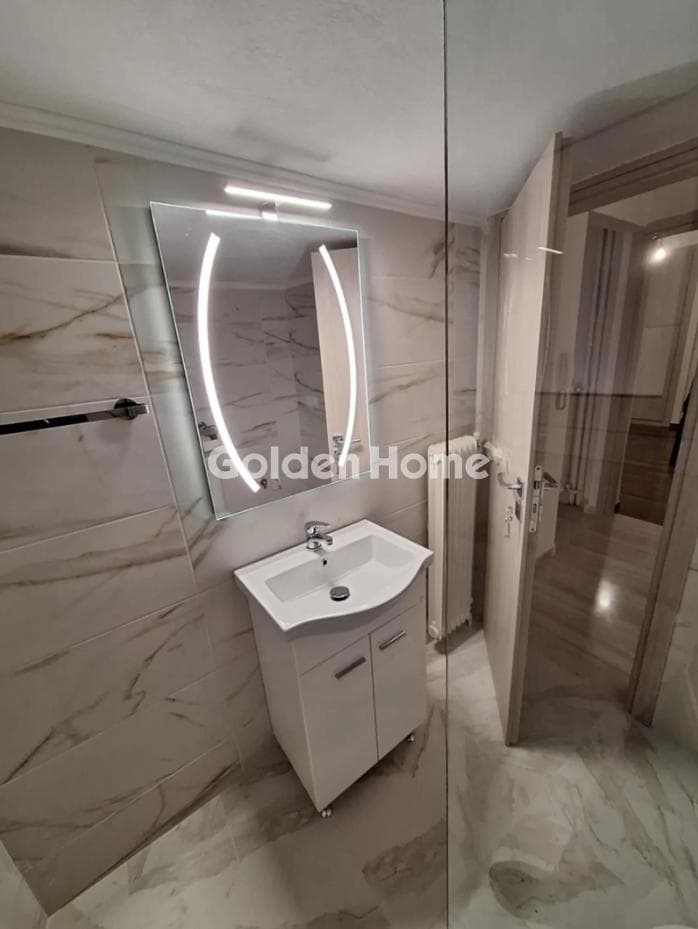 Apartment in Metamorfosi Virona, Vironas — Photo 10 of 14