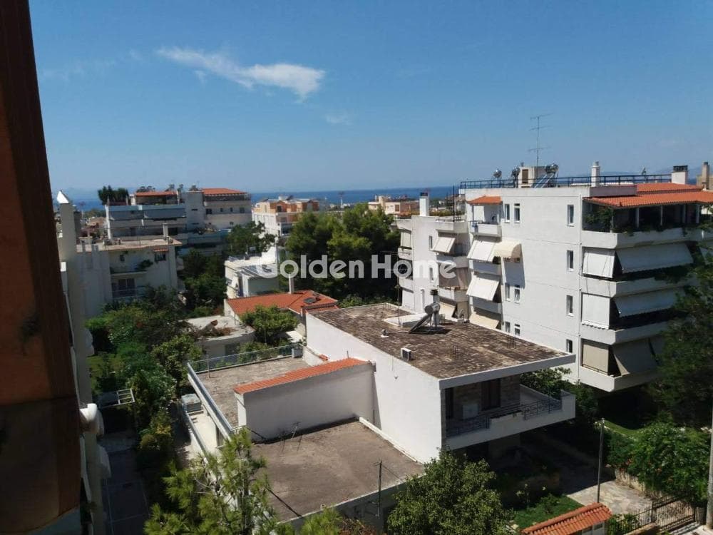 Apartment in Golf, Glyfada — Photo 1 of 17