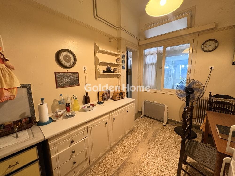 House in Eleftherias square, Koridallos — Photo 20 of 23
