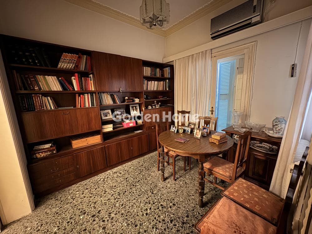 House in Eleftherias square, Koridallos — Photo 10 of 23