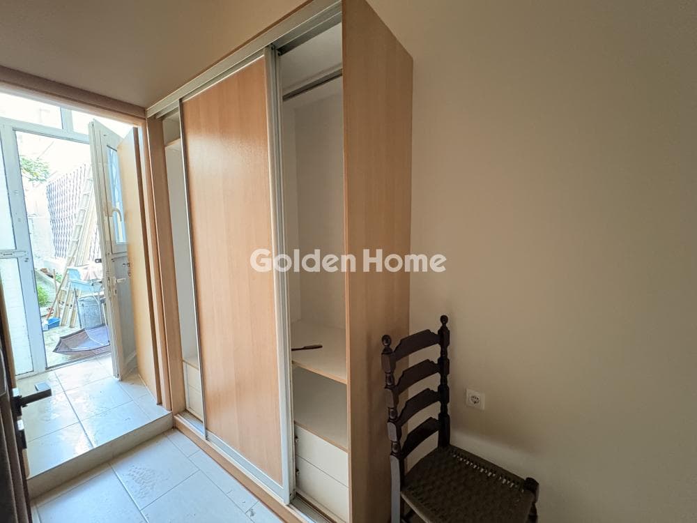 House in Eleftherias square, Koridallos — Photo 15 of 23