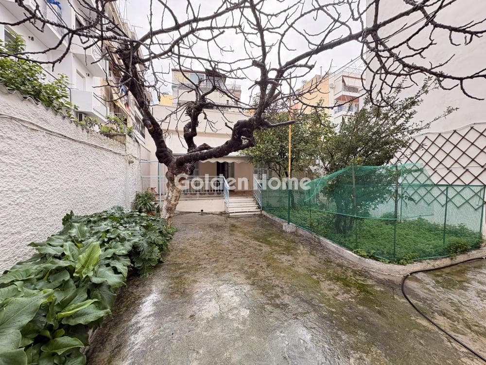 House in Eleftherias square, Koridallos — Photo 22 of 23