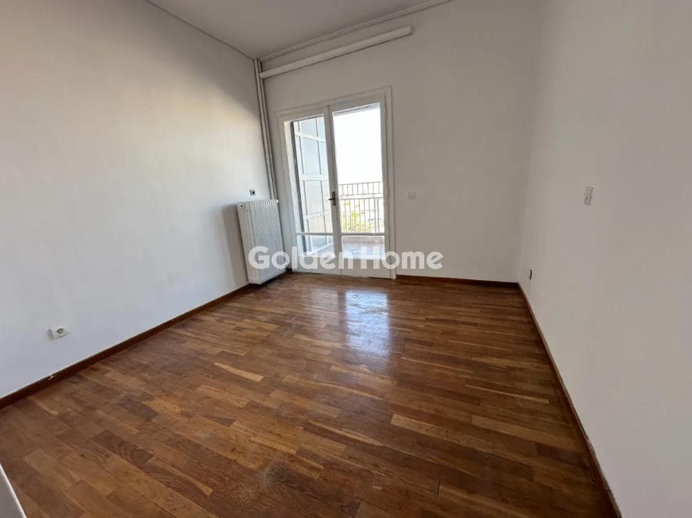 Apartment in Center, Nea Chalkidona — Photo 16 of 18