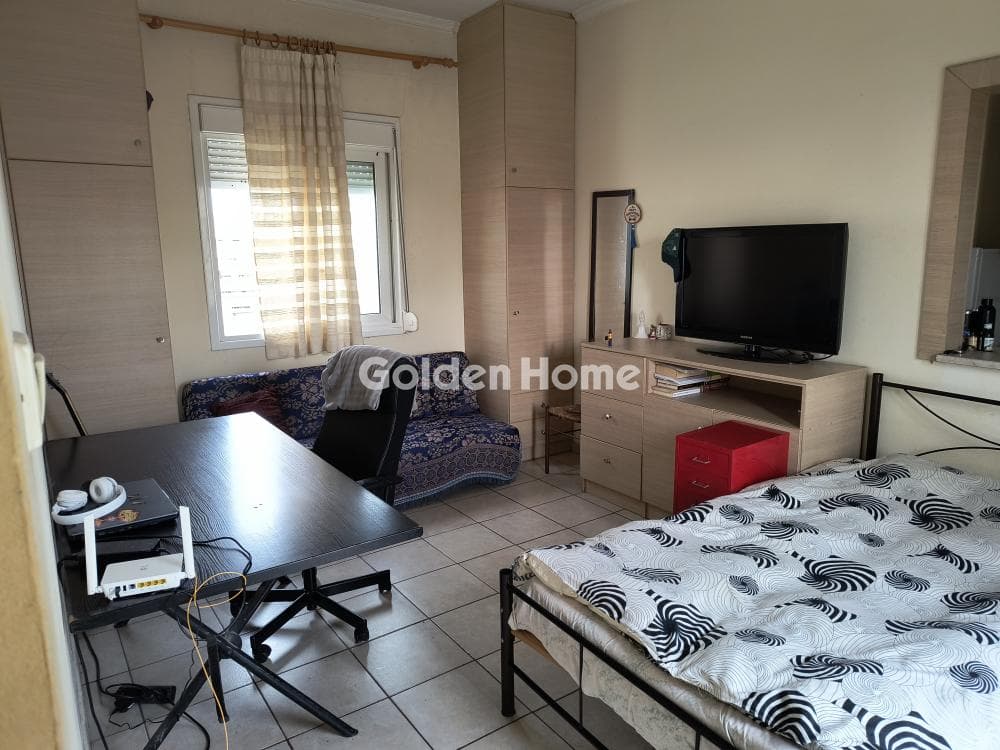 Apartment in Lofos Filaretou, Kalithea — Photo 1 of 10