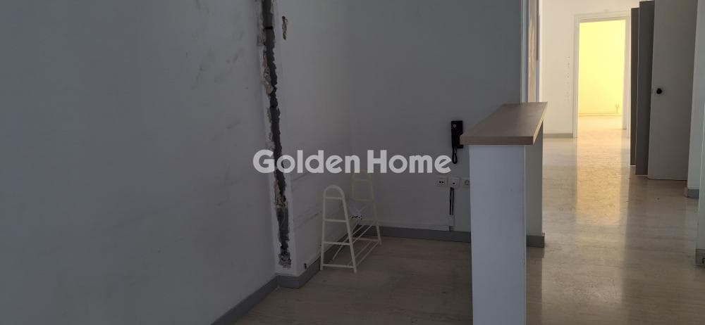 Office in Paradeisos, Agia Paraskevi — Photo 2 of 21