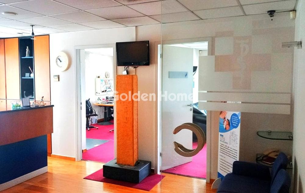 Office in Floisvos, Palaio Faliro — Photo 1 of 32