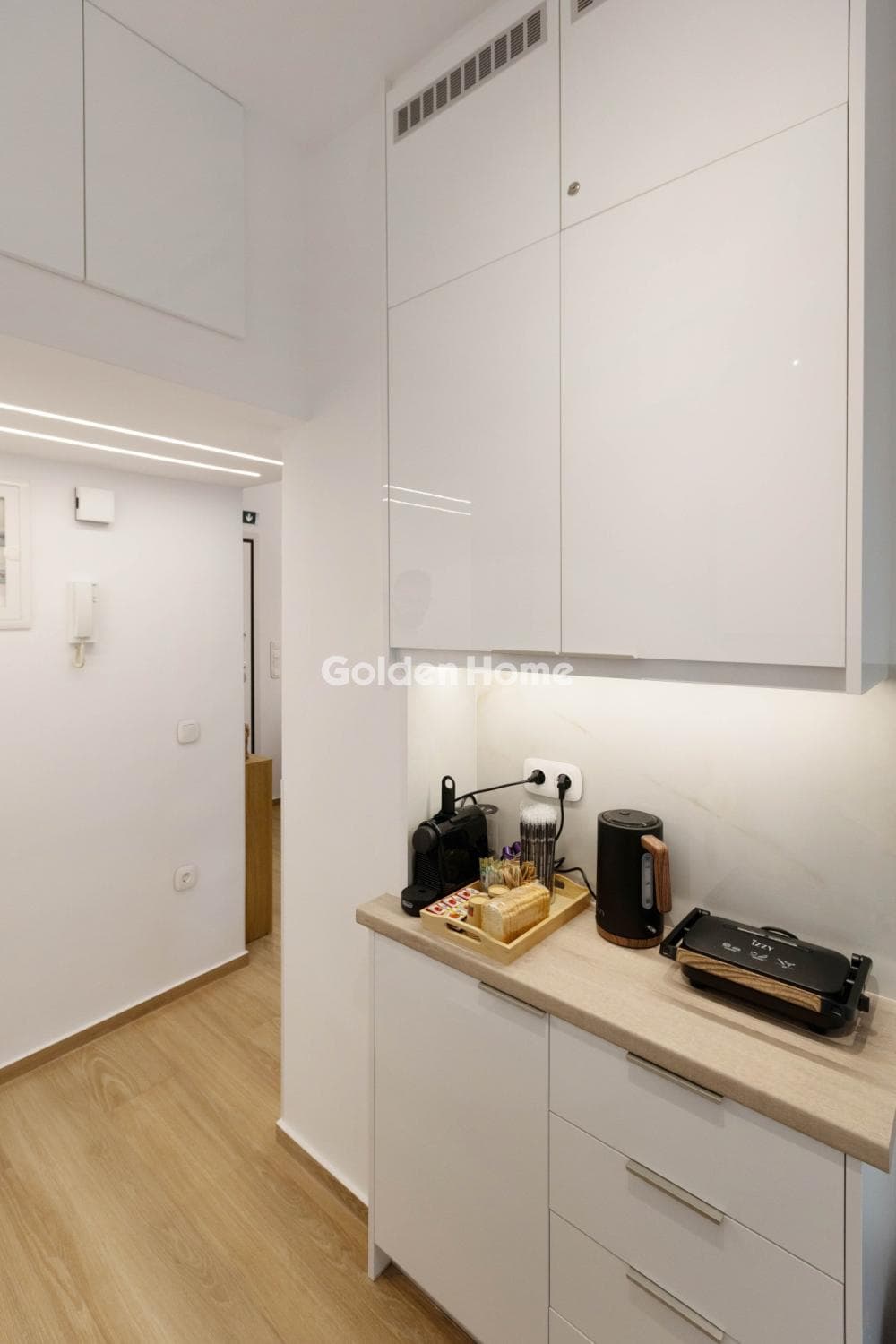 Apartment in Kipseli, Kipseli — Photo 10 of 29