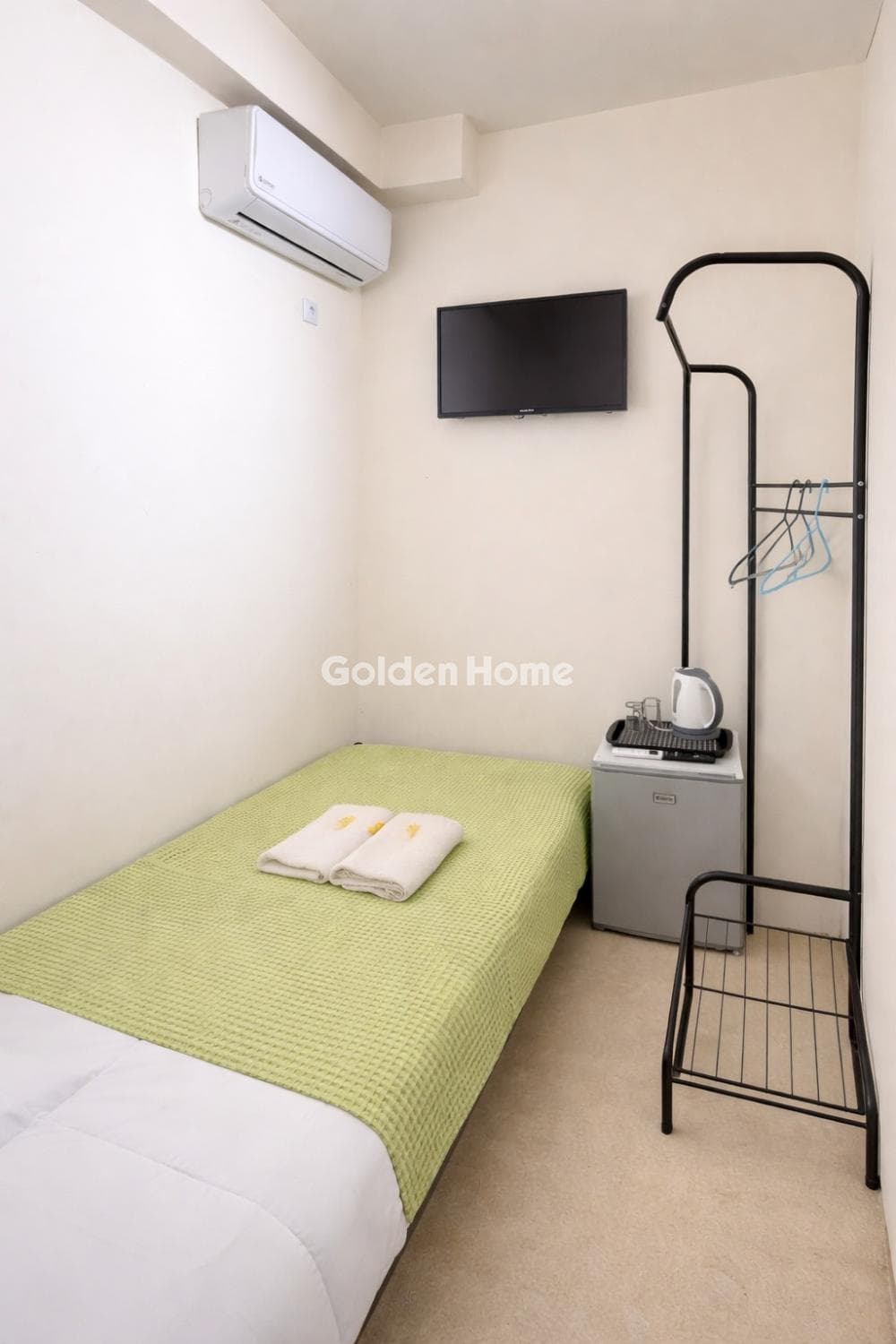 Apartment in Kato Petralona, Petralona — Photo 1 of 6