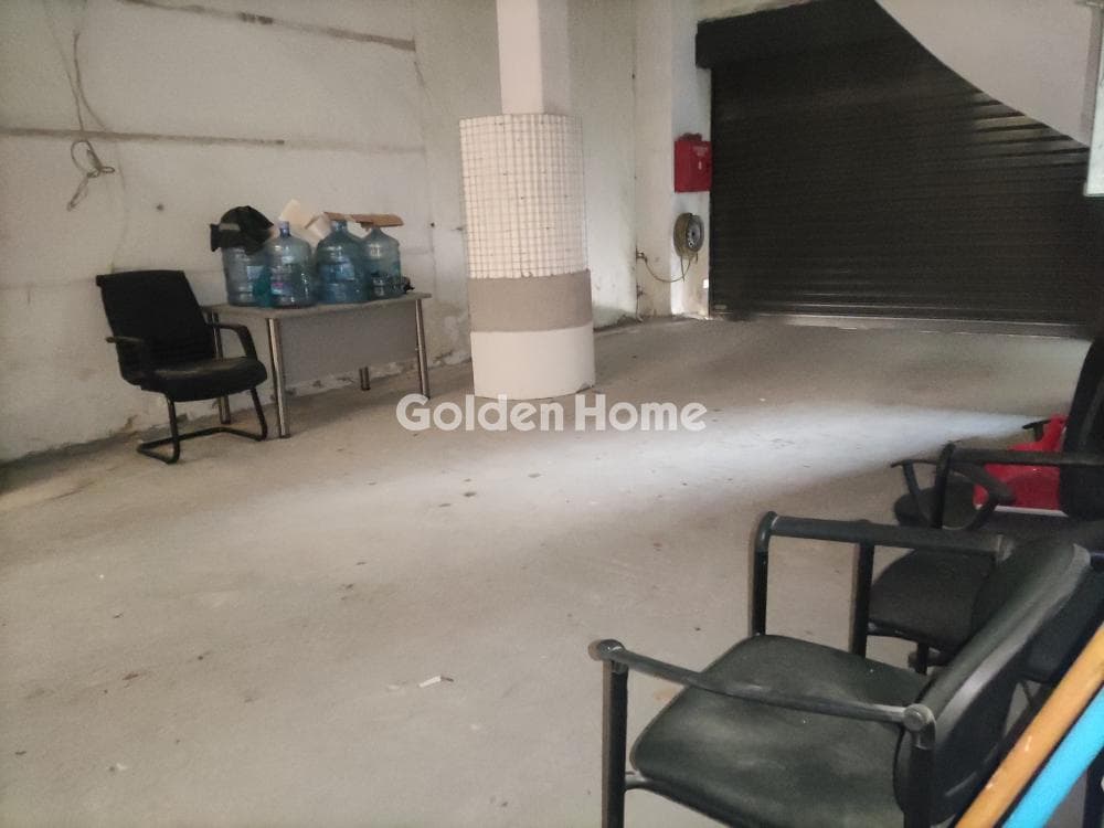Χώρος Στάθμευσης στην Αγία Σοφία, Πειραιάς — Φωτογραφία 8 από 9