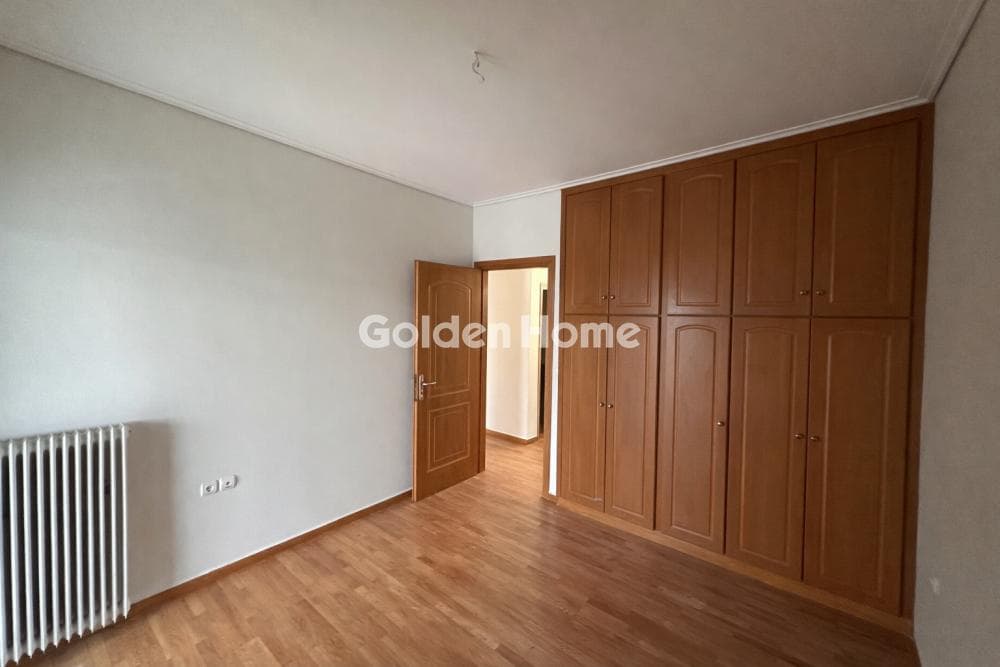Apartment in Mirtea, Chaidari — Photo 13 of 25