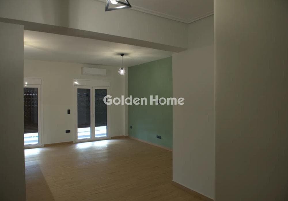 Apartment in Plateia Davaki, Kalithea — Photo 3 of 15