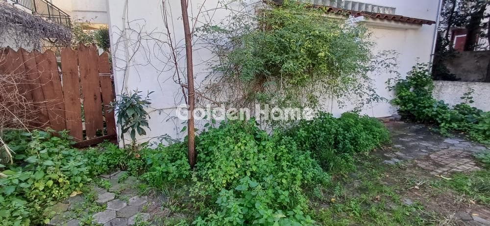 Κατάστημα στην Εθνικής Αντιστάσεως, Άγιος Δημήτριος — Φωτογραφία 1 από 2