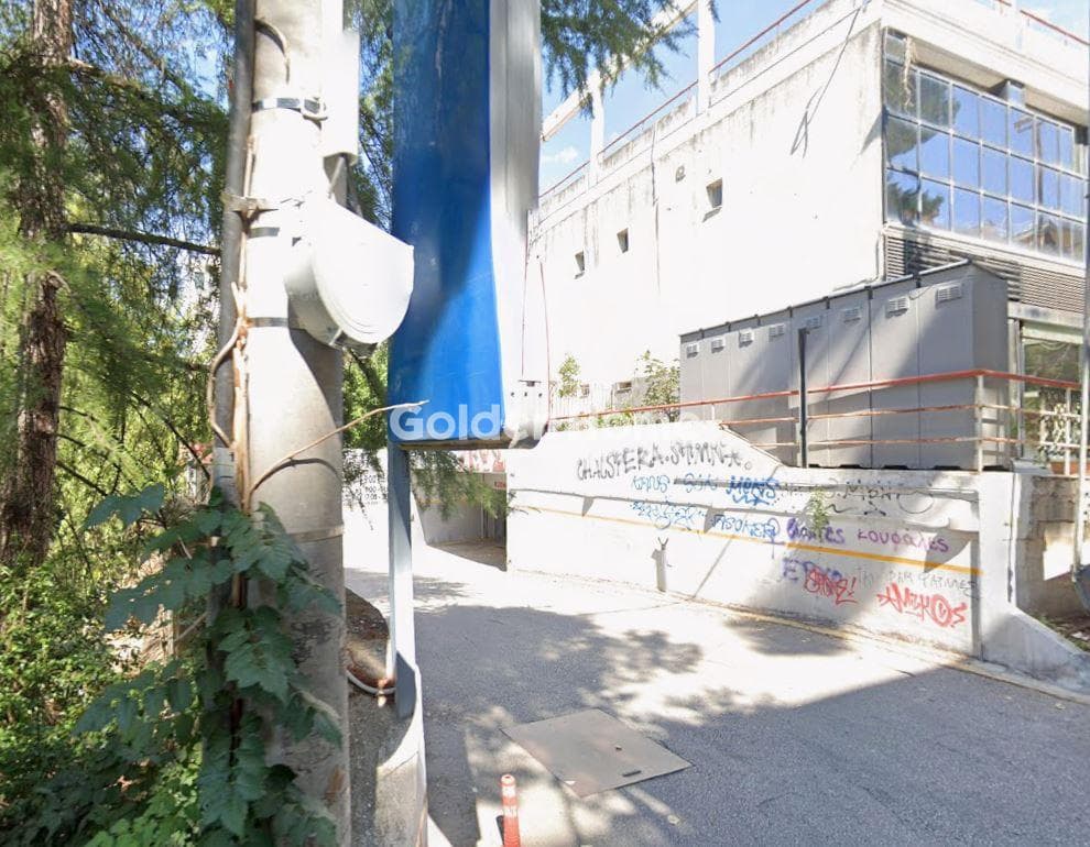 Χώρος Στάθμευσης στην Άγιος Ιωάννης, Αγία Παρασκευή — Φωτογραφία 2 από 2