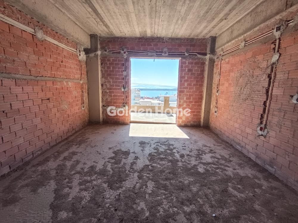 Apartment in Kariotika, Perama — Photo 1 of 9