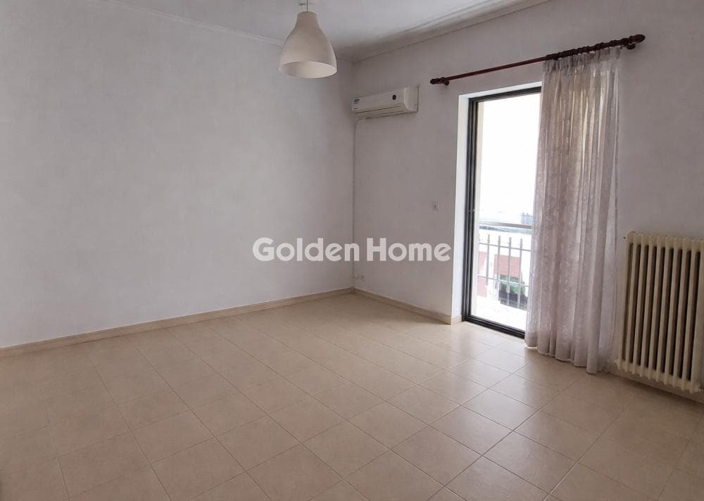 Apartment in Plateia Ymittou, Imittos — Photo 1 of 20