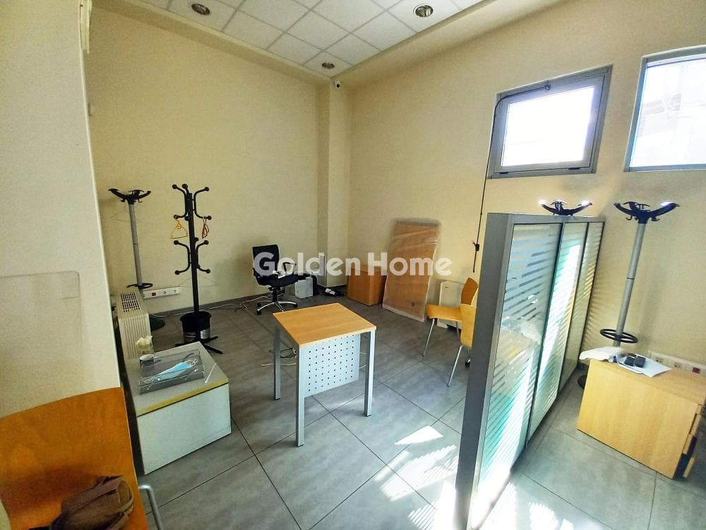 Retail Store in Center, Nikaia — Photo 10 of 48
