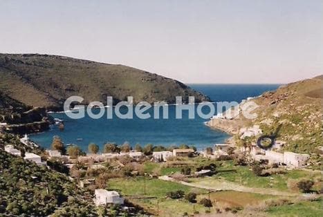 Οικόπεδο στην Μεγάλο Λιβάδι, Σέριφος — Φωτογραφία 1 από 3