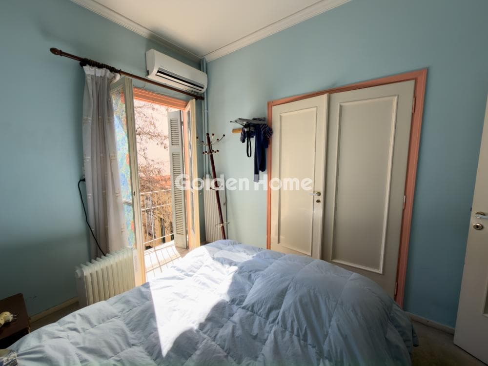 Apartment in Platia Kanigos, Exarchia - Neapoli — Photo 7 of 12