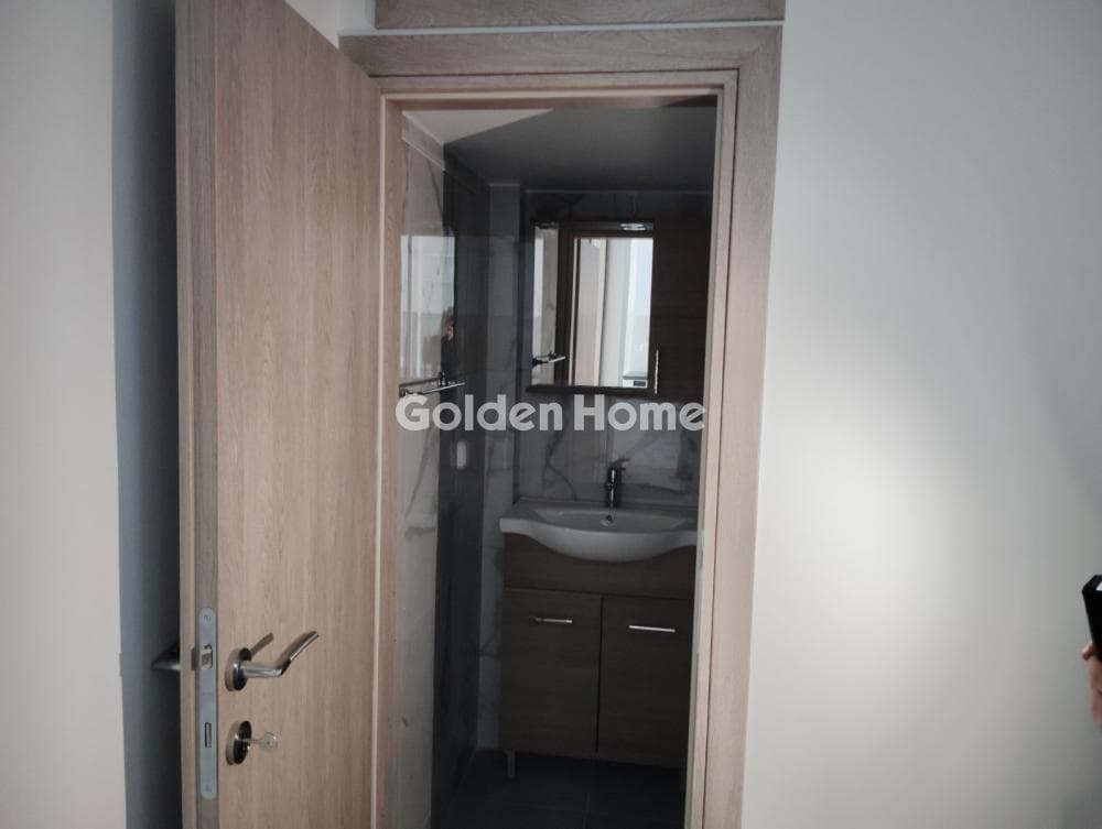 Apartment in Kaminia, Piraeus — Photo 8 of 11
