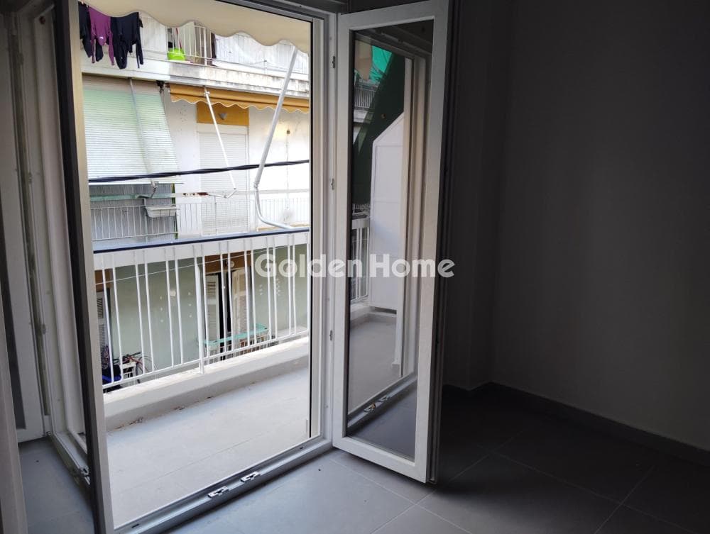 Apartment in Kaminia, Piraeus — Photo 6 of 11