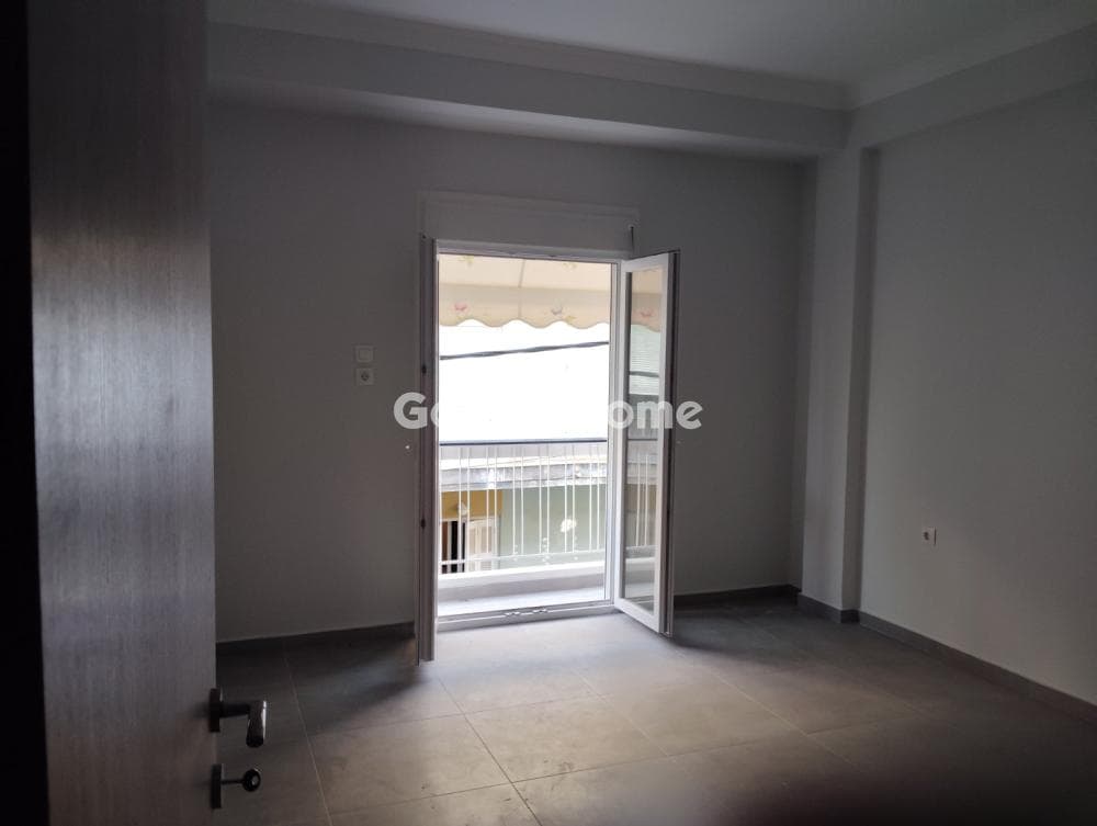Apartment in Kaminia, Piraeus — Photo 7 of 11