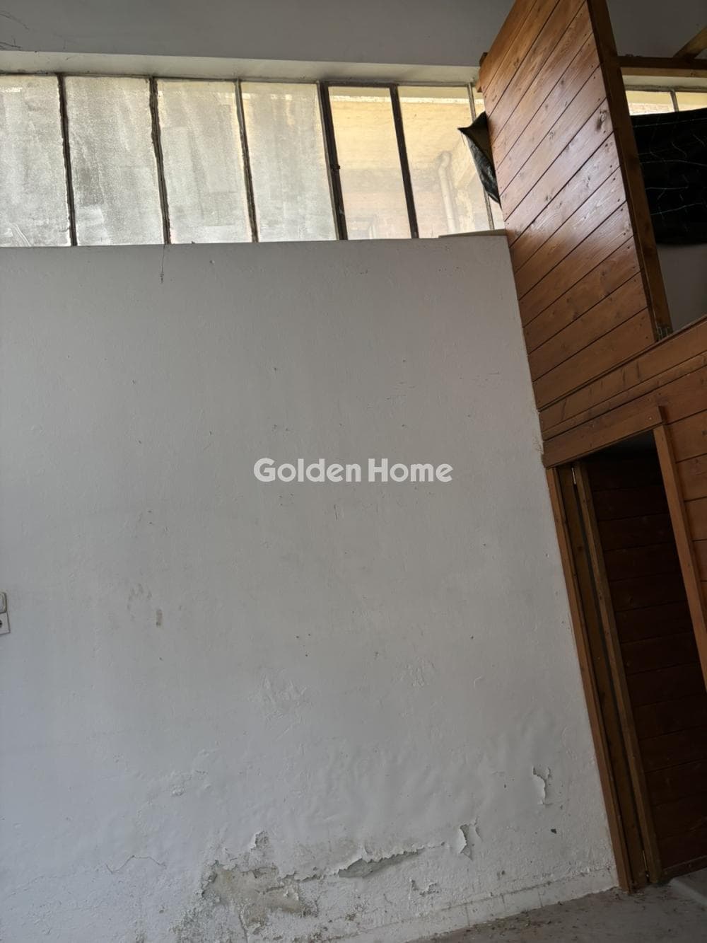 Retail Store in Lazarou, Nea Ionia — Photo 3 of 6