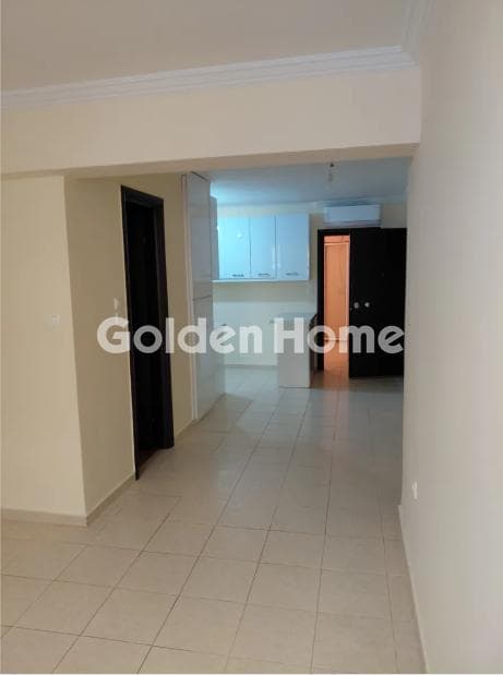 Apartment in Leof. Liosion, Attiki — Photo 1 of 9