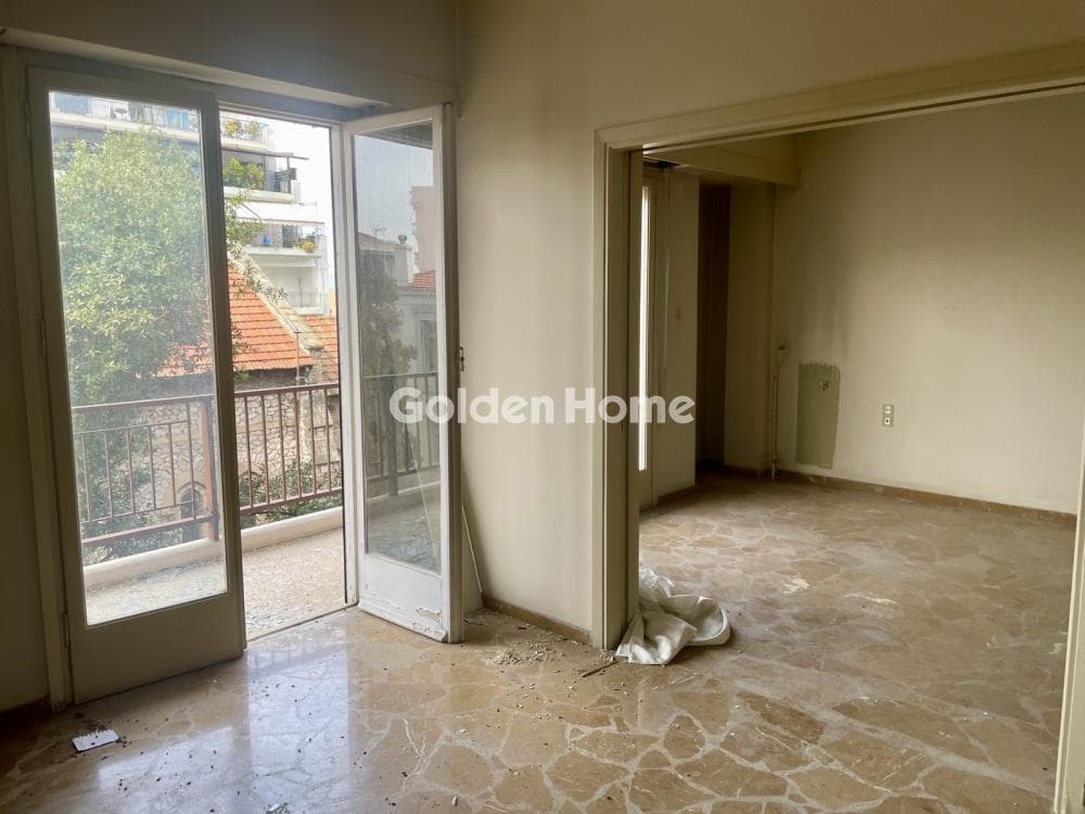 Apartment in Agios Dionysios, Patra — Photo 1 of 10