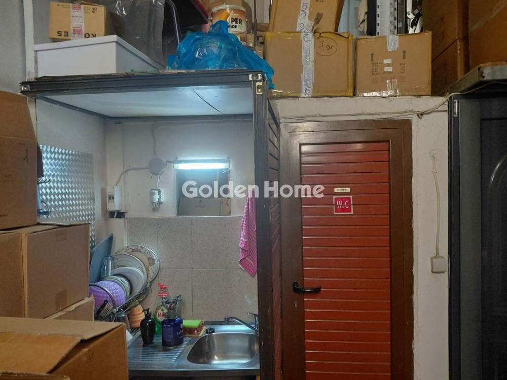 Retail Store in Zoodochos Pigi, Lykovrisi — Photo 11 of 17